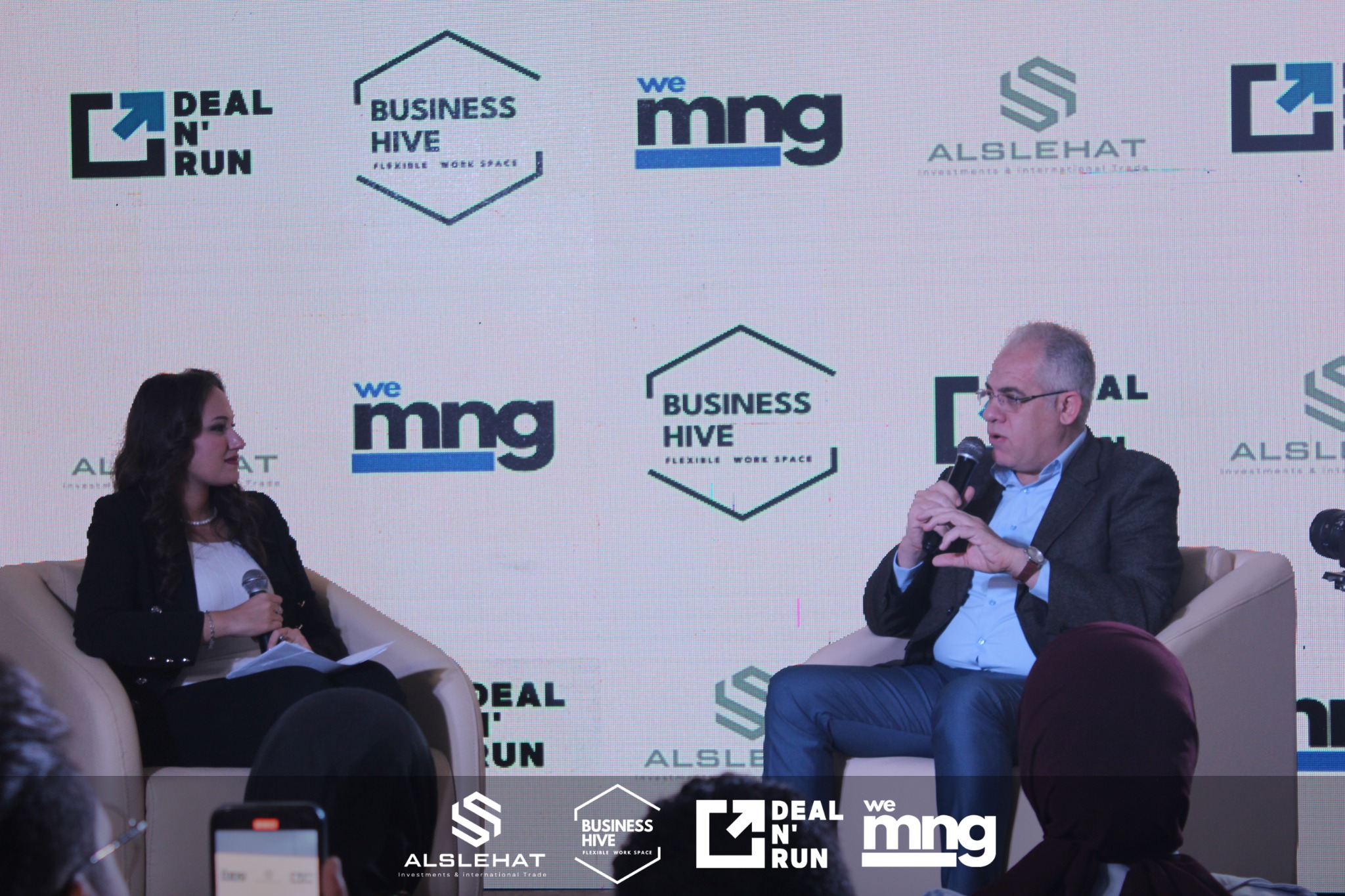 Executive discussion and visible business participation involving Deal N' Run